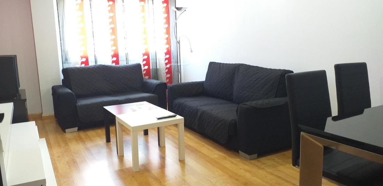 Apartamento Los Lirios ログローニョ エクステリア 写真